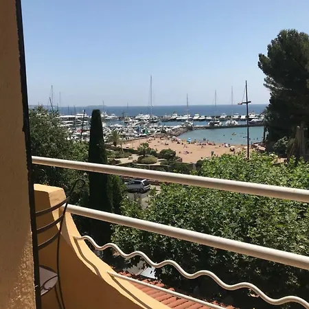 Отель La Calanque